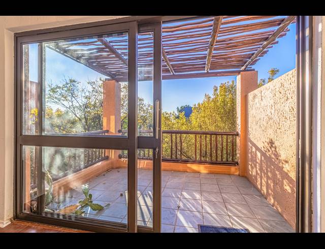 1 BEDROOM SECTIONAL TITLE FOR SALE IN DOUGLASDALE